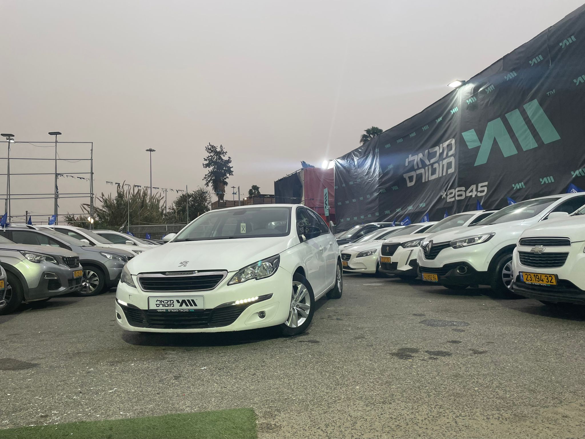 פיג'ו 308CW 2015  - תמונה 3