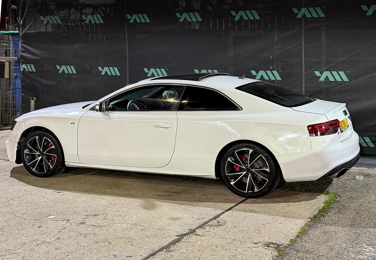 אאודי S5 2010 - תמונה 3