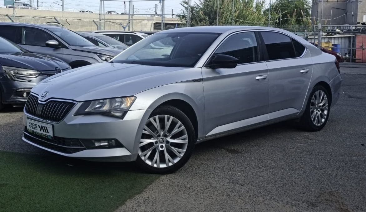 סקודה סופרב NEW SUPERB 2017 - תמונה 3