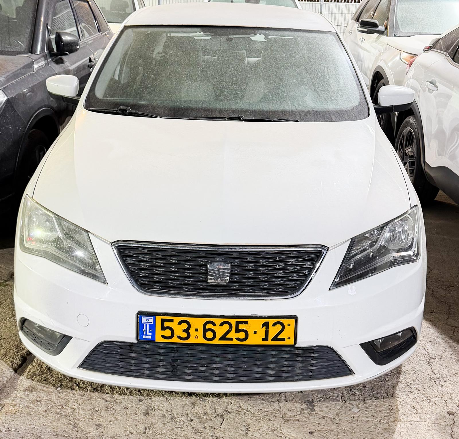 רכב מבא כח - סיאט 2013 