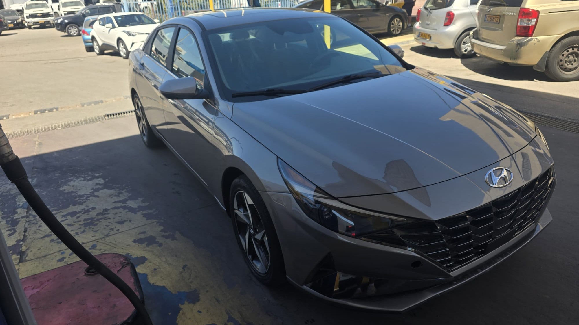 יונדאי ELANTRA HEV 2023 - תמונה 4